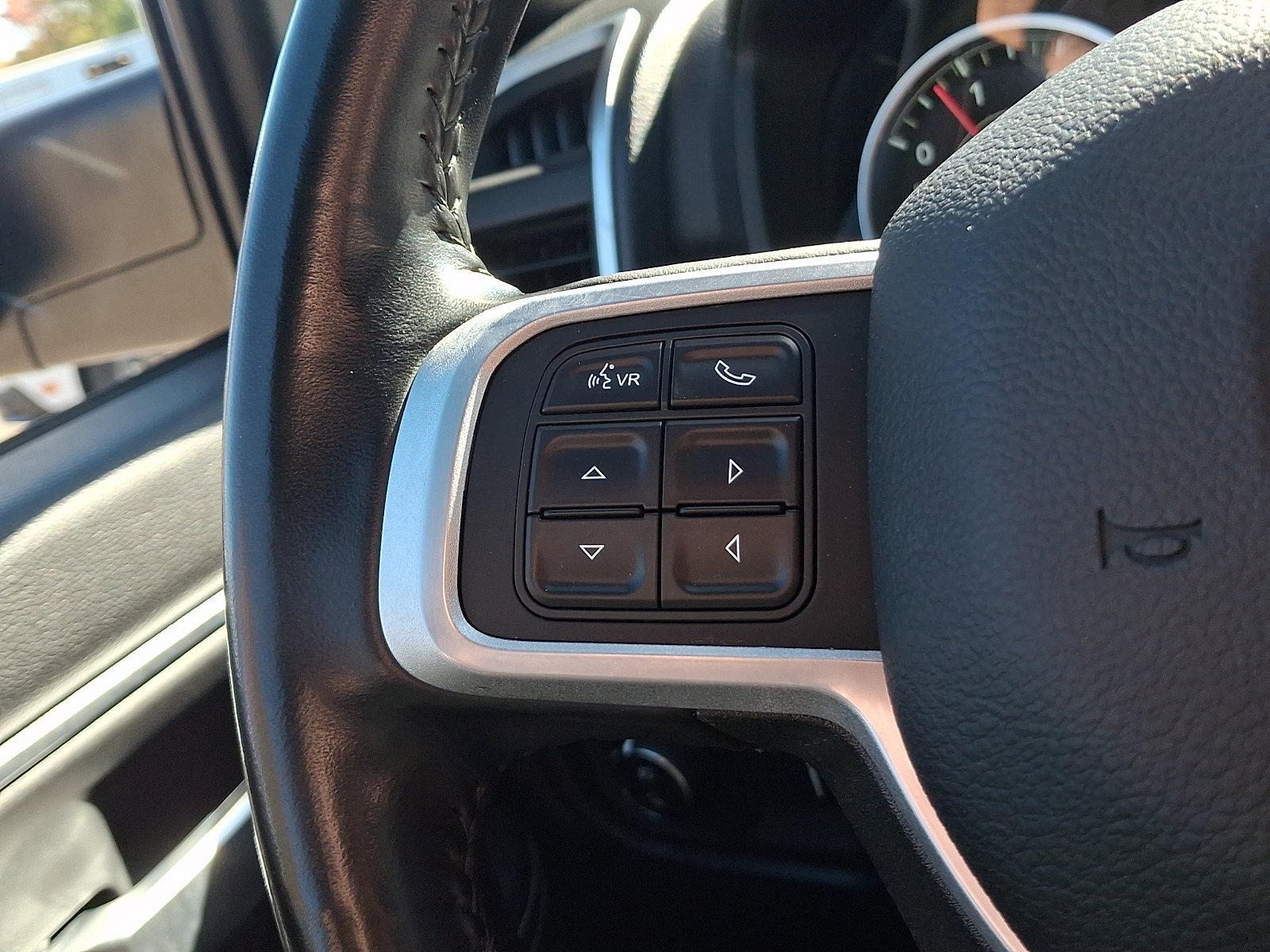 Used 2022 RAM 3500 Big Horn w/ Night Edition AWD/4WD image 21