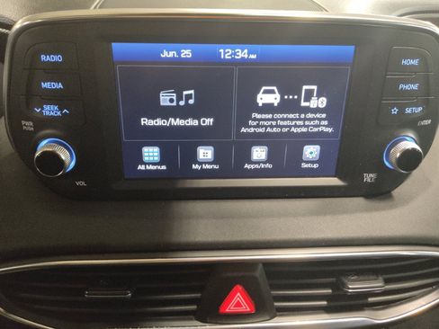 Used 2020 Hyundai Santa Fe SE FWD image 25