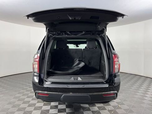 Used 2022 Chevrolet Tahoe Z71 w/ Luxury Package image 46