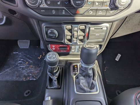 New 2026 Jeep Wrangler Unlimited Rubicon image 15