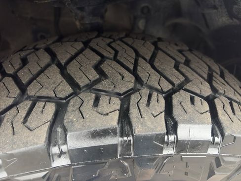 Used 2018 Subaru Crosstrek 2.0i Premium w/ Eyesight System image 10