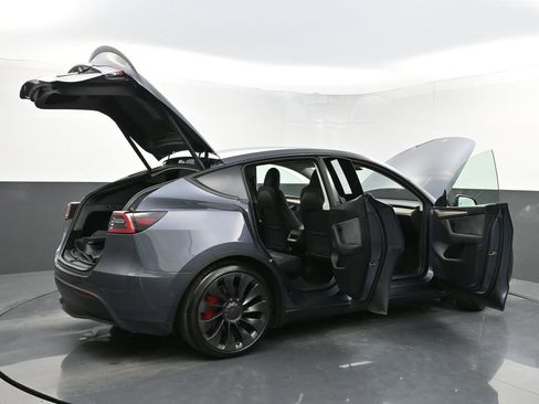 Used 2022 Tesla Model Y Performance AWD/4WD image 35