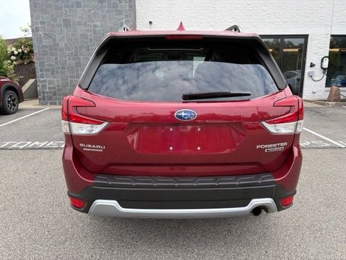 Used 2021 Subaru Forester Touring AWD/4WD image 4