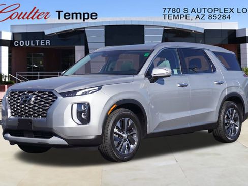 Used 2021 Hyundai Palisade SEL image 1