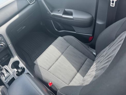 Used 2020 Kia Sportage LX image 16