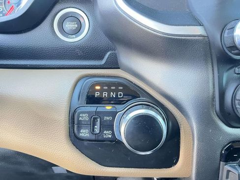 Used 2019 RAM 1500 Big Horn image 23