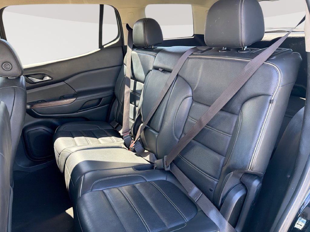 Used 2023 GMC Acadia Denali FWD image 24