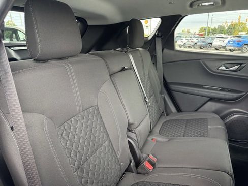 Used 2019 Chevrolet Blazer LT image 41