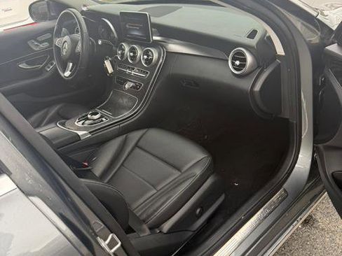 Used 2017 Mercedes-Benz C 300 4MATIC Sedan image 10