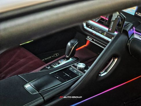 Used 2018 Lexus LC 500 Coupe w/ Touring Package RWD image 38