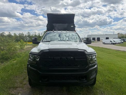 New 2024 RAM 5500 Tradesman AWD/4WD image 8