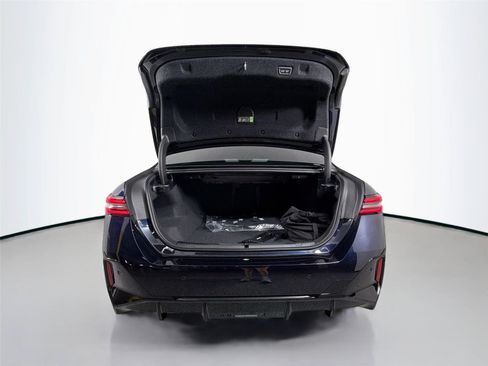 New 2026 BMW i5 AWD/4WD image 25