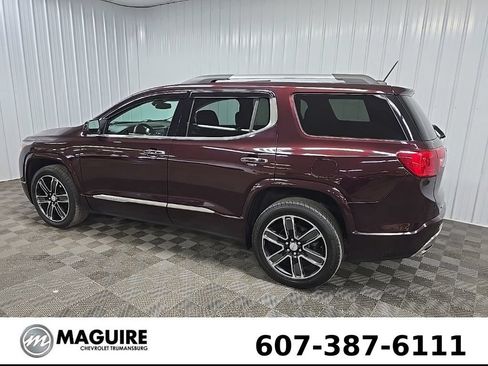 Used 2017 GMC Acadia Denali w/ Technology Package AWD/4WD image 4