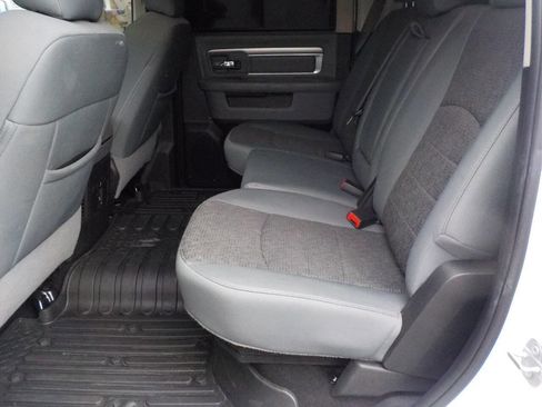 Used 2018 RAM 1500 Big Horn image 13