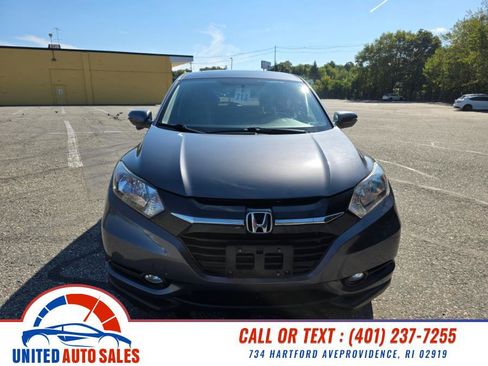 Used 2017 Honda HR-V EX image 8