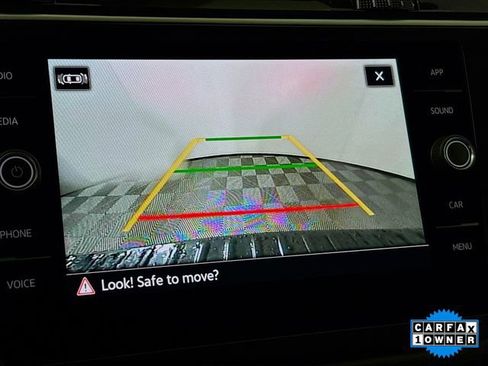 Certified 2024 Volkswagen Tiguan SE R-Line image 14