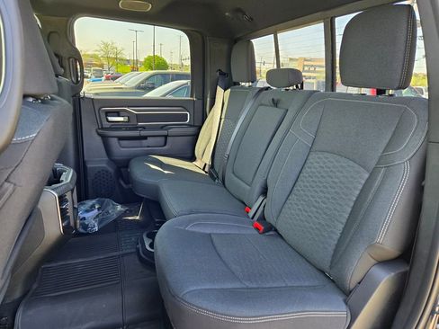 New 2026 RAM 2500 Big Horn AWD/4WD image 27