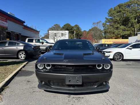 Used 2020 Dodge Challenger R/T image 2