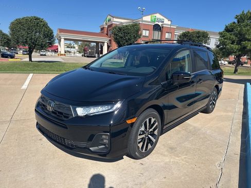 New 2026 Honda Odyssey EX-L image 4