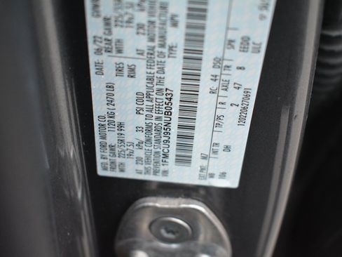 Used 2022 Ford Escape Titanium w/ Titanium Elite Package image 27