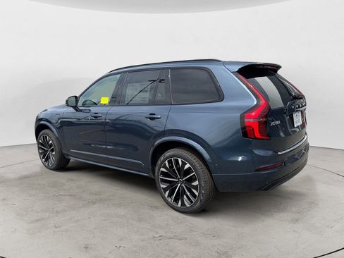 New 2026 Volvo XC90 T8 Ultra w/ Protection Package Premier AWD/4WD image 4