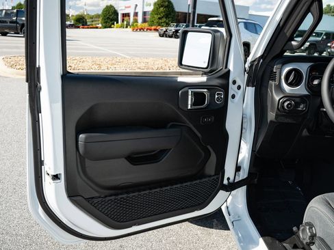 New 2026 Jeep Wrangler Unlimited Sport AWD/4WD image 16