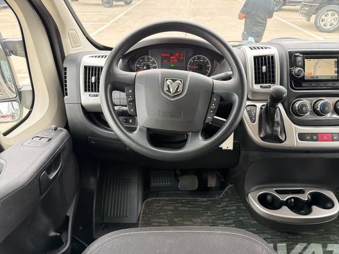 Used 2017 RAM ProMaster 3500 w/ Premium Appearance Group image 27