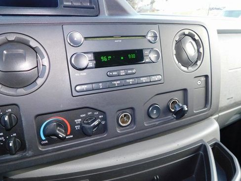 Used 2012 Ford E-350 and Econoline 350 XLT RWD image 31