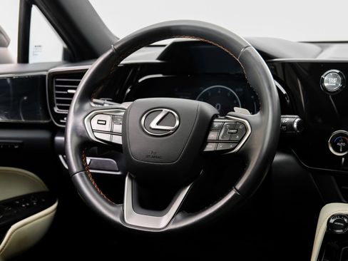 Used 2023 Lexus NX 250 FWD w/ Towing Package (2000 Lbs) image 21