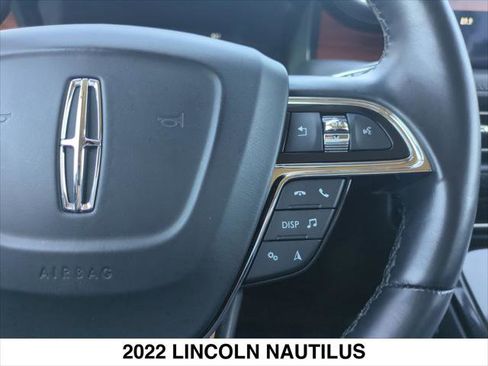 Certified 2022 Lincoln Nautilus Reserve image 15