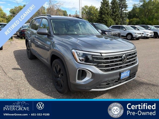 Certified 2025 Volkswagen Atlas SE AWD/4WD image 1
