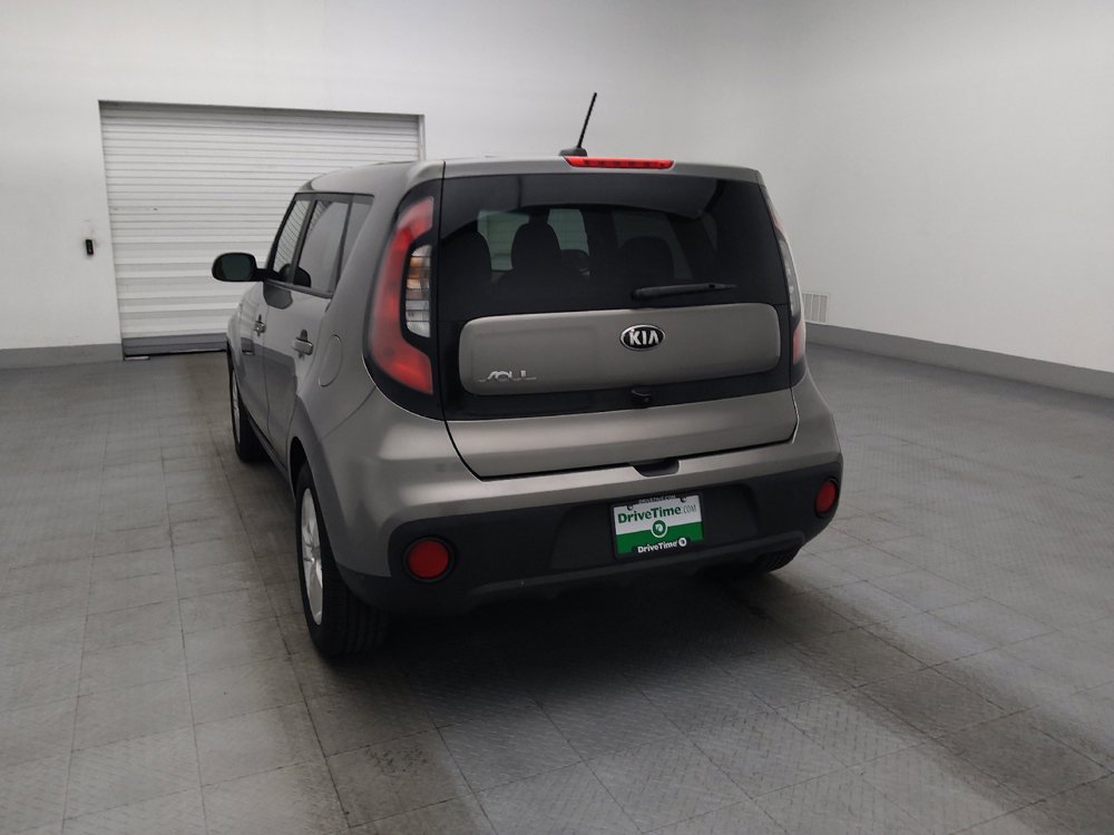 Used 2019 Kia Soul FWD image 6