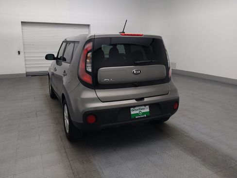 Used 2019 Kia Soul FWD image 6