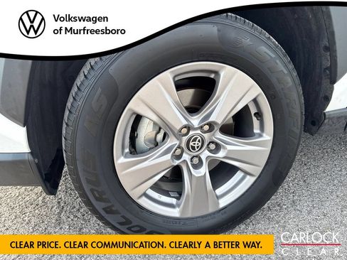 Used 2025 Toyota RAV4 XLE FWD image 11