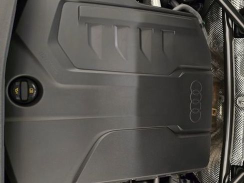 Certified 2025 Audi Q5 2.0T Premium w/ Convenience Package image 13