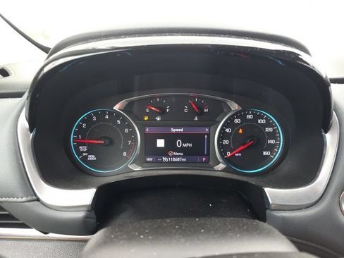 Used 2021 Chevrolet Traverse LT w/ LT Premium Package FWD image 19