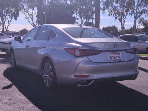 Certified 2025 Lexus ES 350 image 8