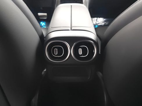 Certified 2026 Mercedes-Benz GLC 300 4MATIC image 23