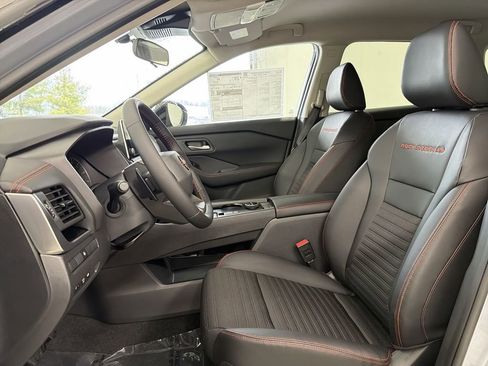 New 2026 Nissan Rogue SV AWD/4WD image 21