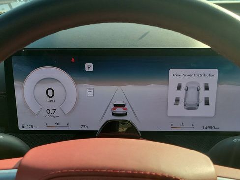 Certified 2025 Genesis GV80 3.5T e-SC AWD/4WD image 26