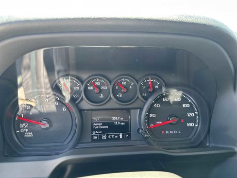 Used 2025 Chevrolet Silverado 1500 Custom Trail Boss AWD/4WD image 39
