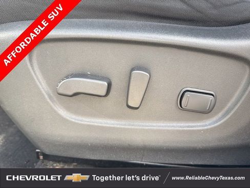 Used 2017 Nissan Rogue SV image 22