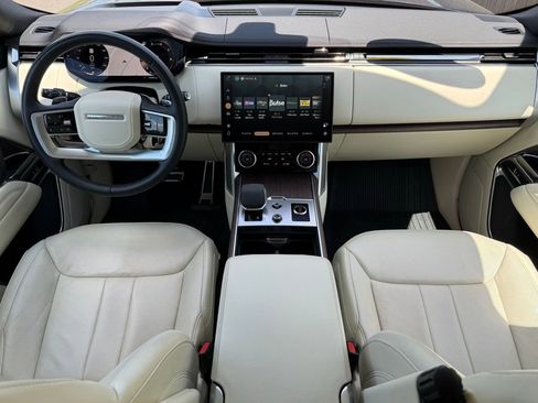 Certified 2023 Land Rover Range Rover Long Wheelbase SE AWD/4WD image 16