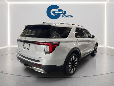 Used 2025 Ford Explorer Platinum w/ LUX Leather Package image 5