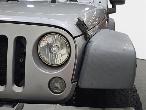 Used 2017 Jeep Wrangler Sport w/ Quick Order Package 24S image 27