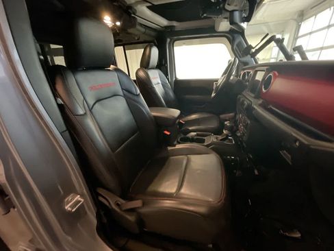 Used 2020 Jeep Gladiator Rubicon image 25