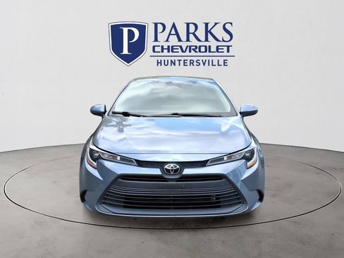 Used 2024 Toyota Corolla LE FWD image 2