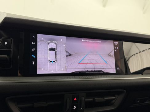 Certified 2024 Porsche Cayenne image 43