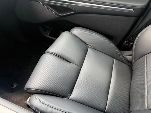 New 2025 Lincoln Navigator Reserve w/ Jet Appearance Package image 24