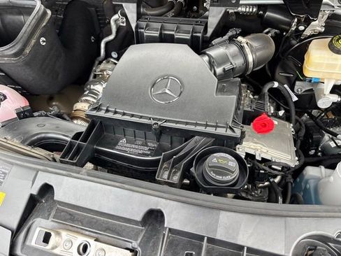 Used 2024 Mercedes-Benz Sprinter 3500 image 37